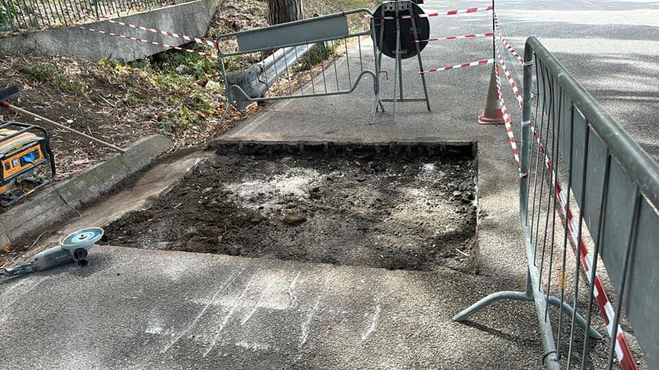 Lavori di manutenzione della  strada di via dietro Castello e pedonale Rocca